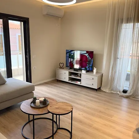 Nemelia House * Saranda