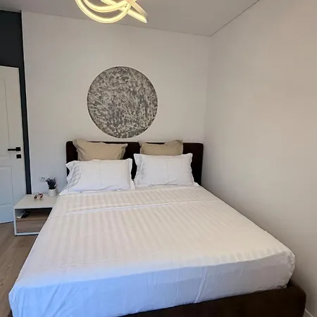 Nemelia House * סרנדה
