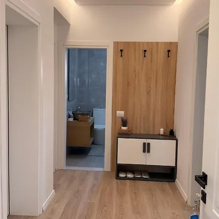 דירה Nemelia House