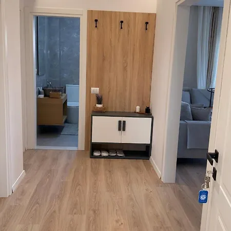 Daire Nemelia House