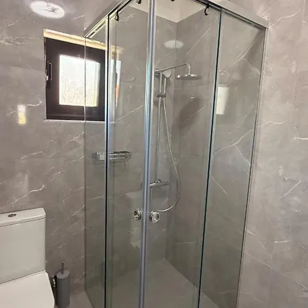 Daire Nemelia House Saranda